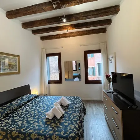 Apartment Cozy Close To Biennale Of